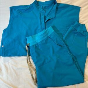 FIGS Barely Worn Teal Scrub Set
